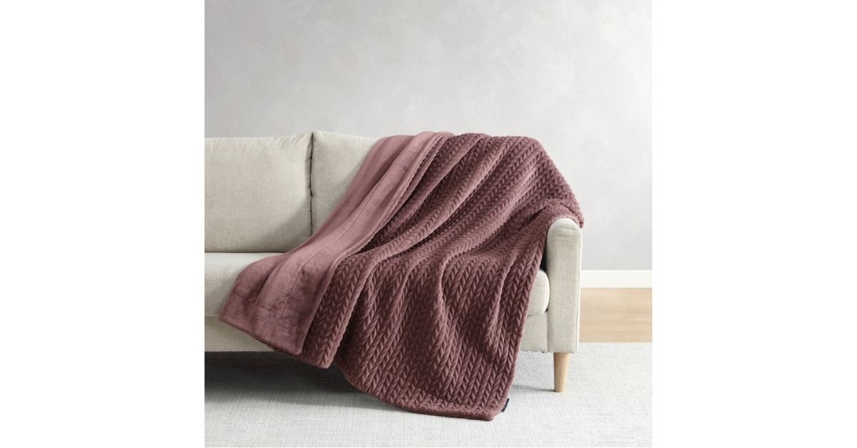 plush throw blanket