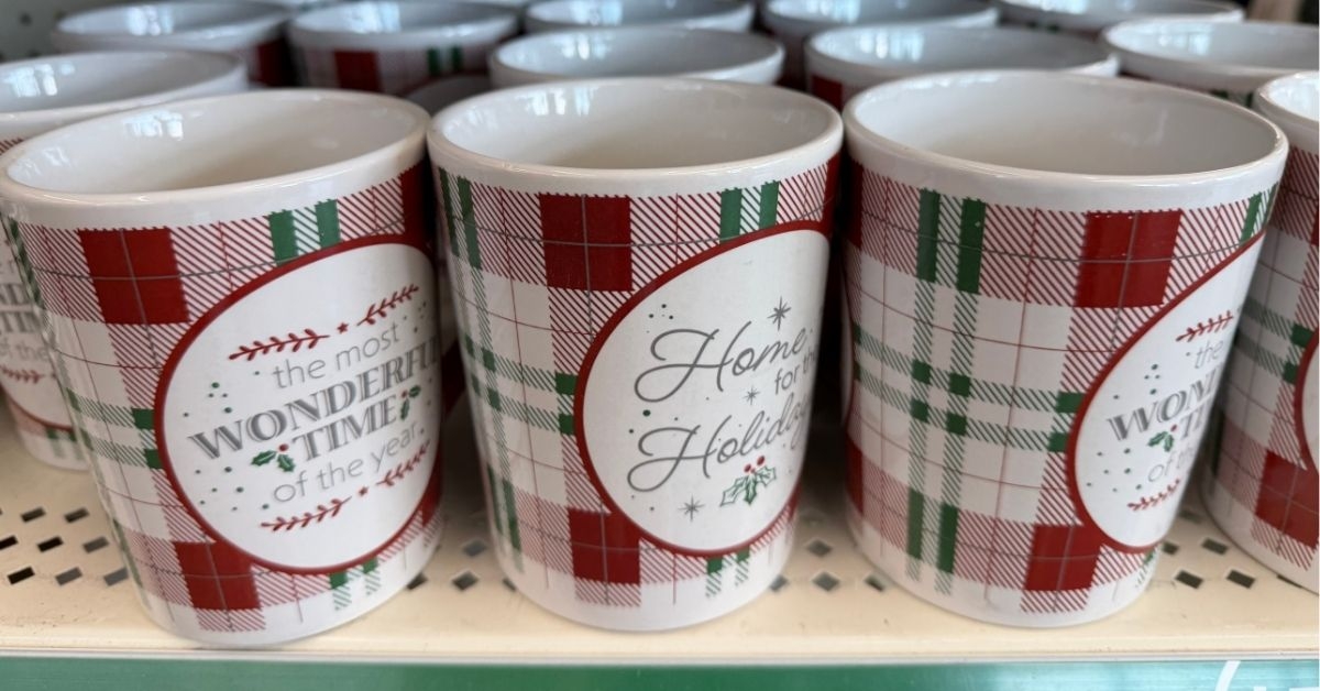 holiday mugs