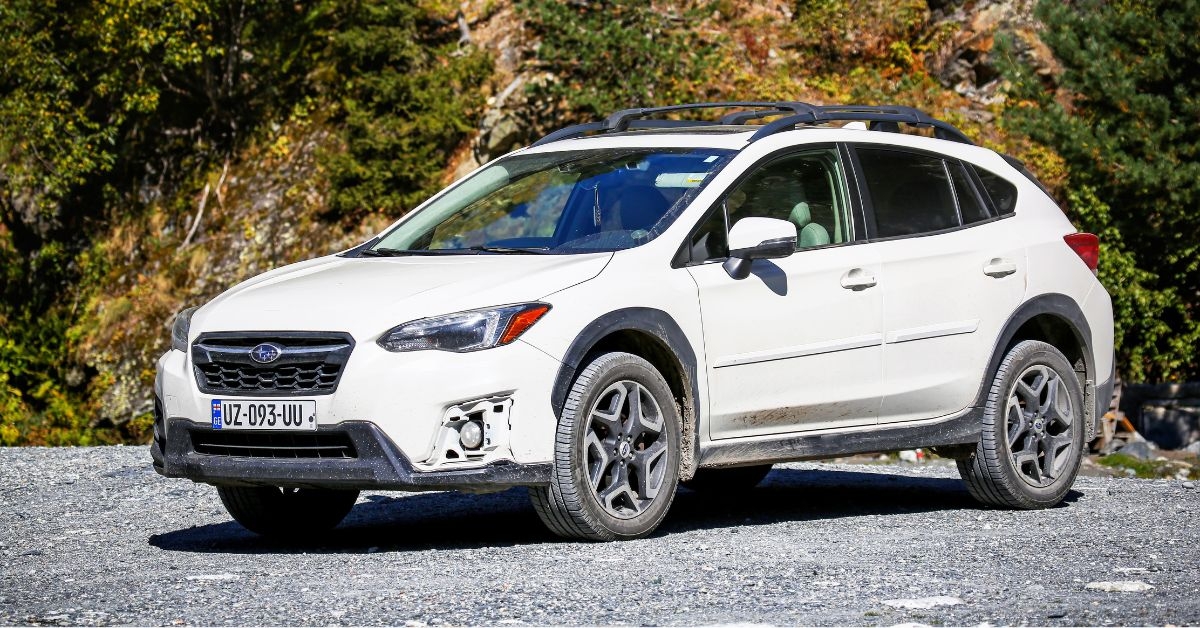 white subaru crosstrek