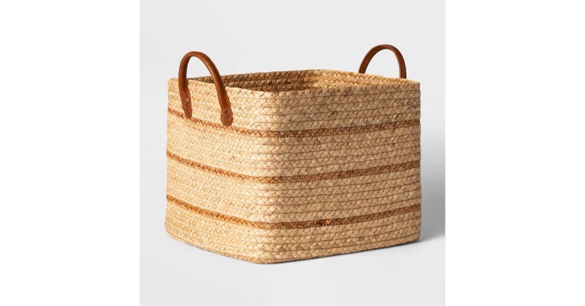 braided water hyacinth basket