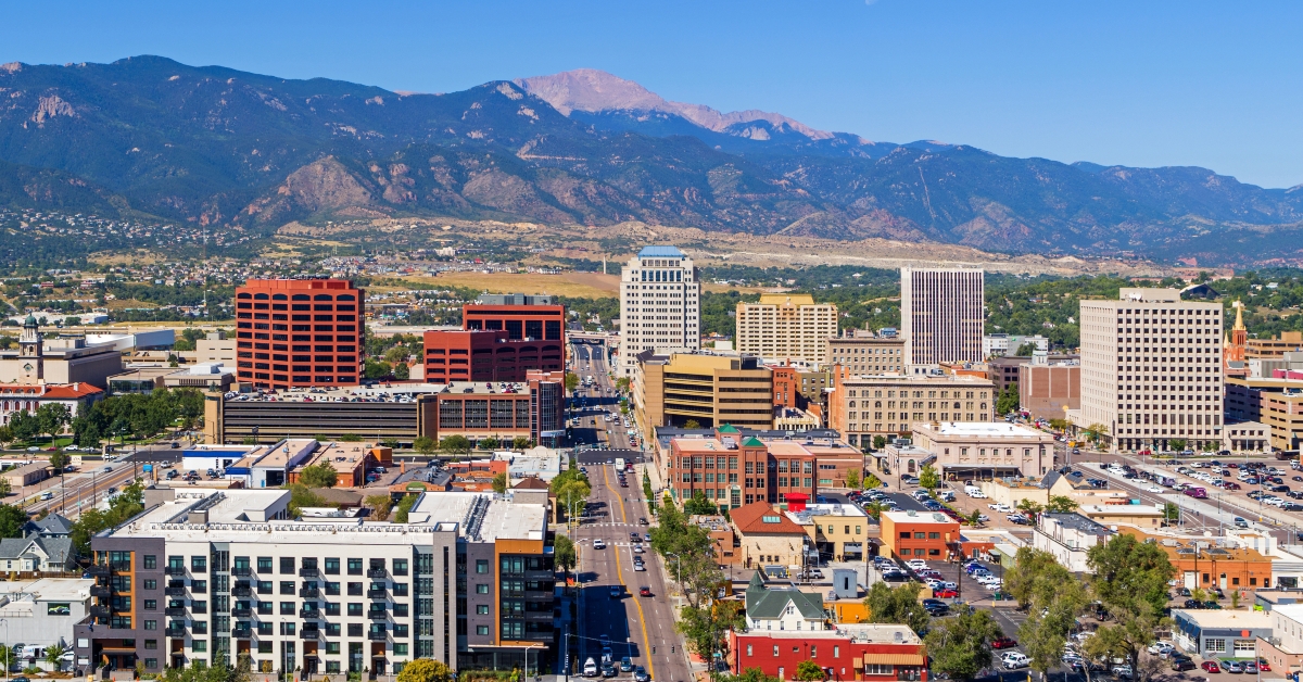 colorado springs with pikes peak