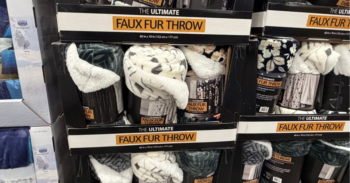 faux fur throw