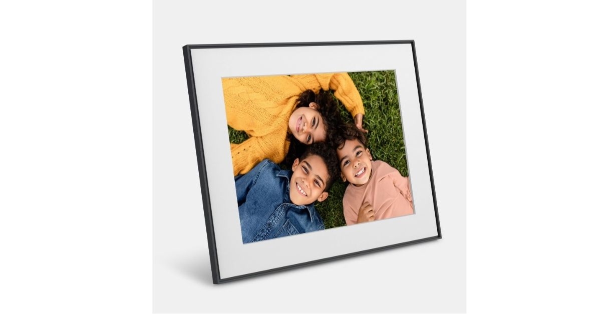 digital photo frame