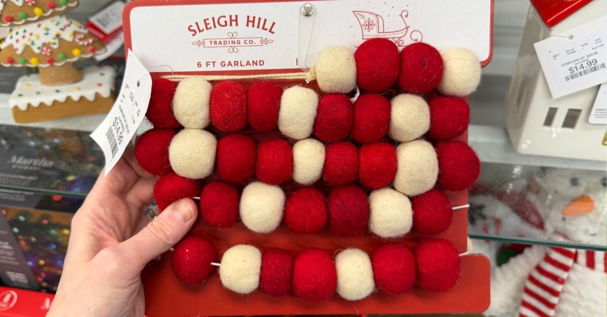sleigh hill fabric garland