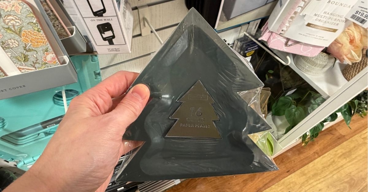 christmas tree paper plates