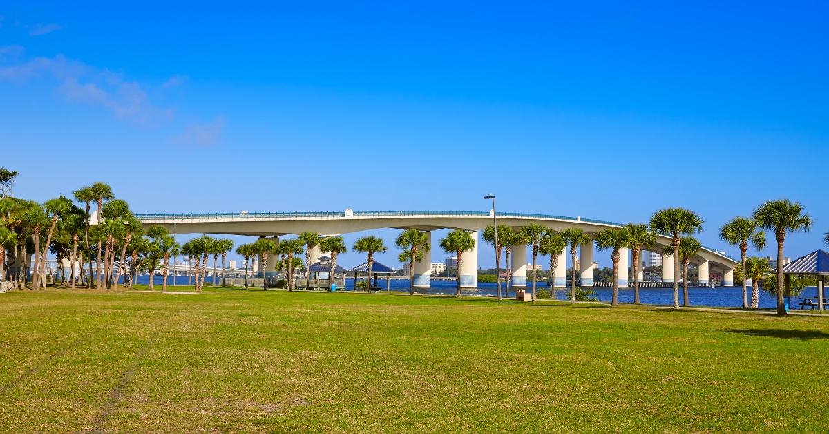 daytona beach halifax