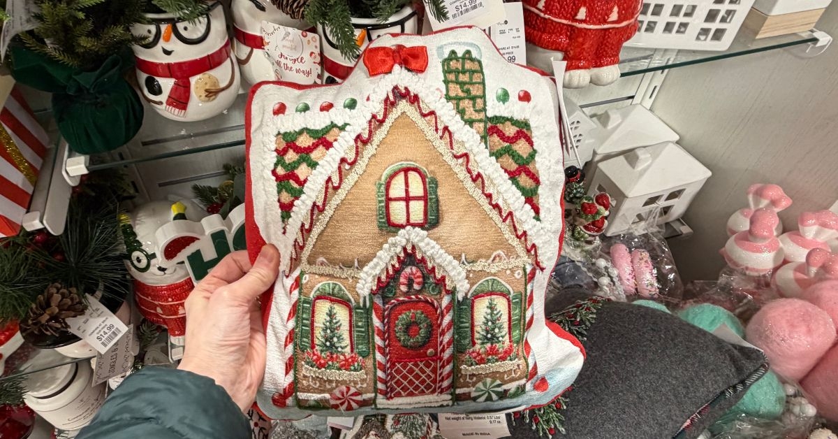 holiday throw pillow