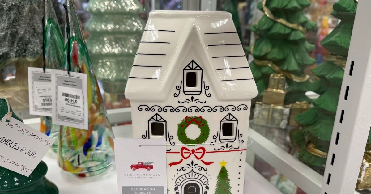 the farmhouse by rachel ashwell christmas house