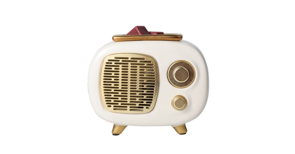 vintage radio set