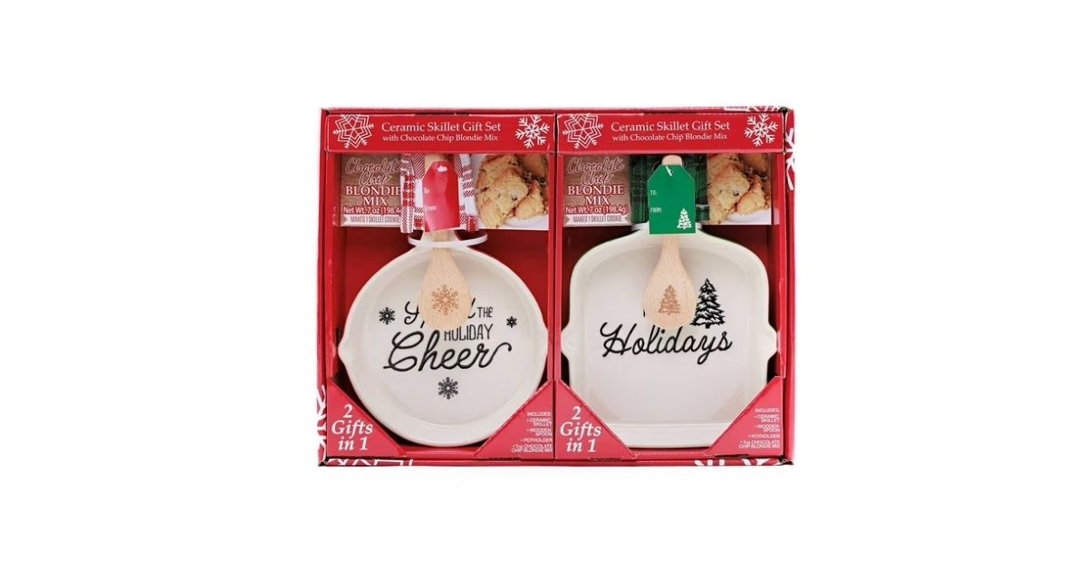 skillet gift with chocolate chip blondie mix