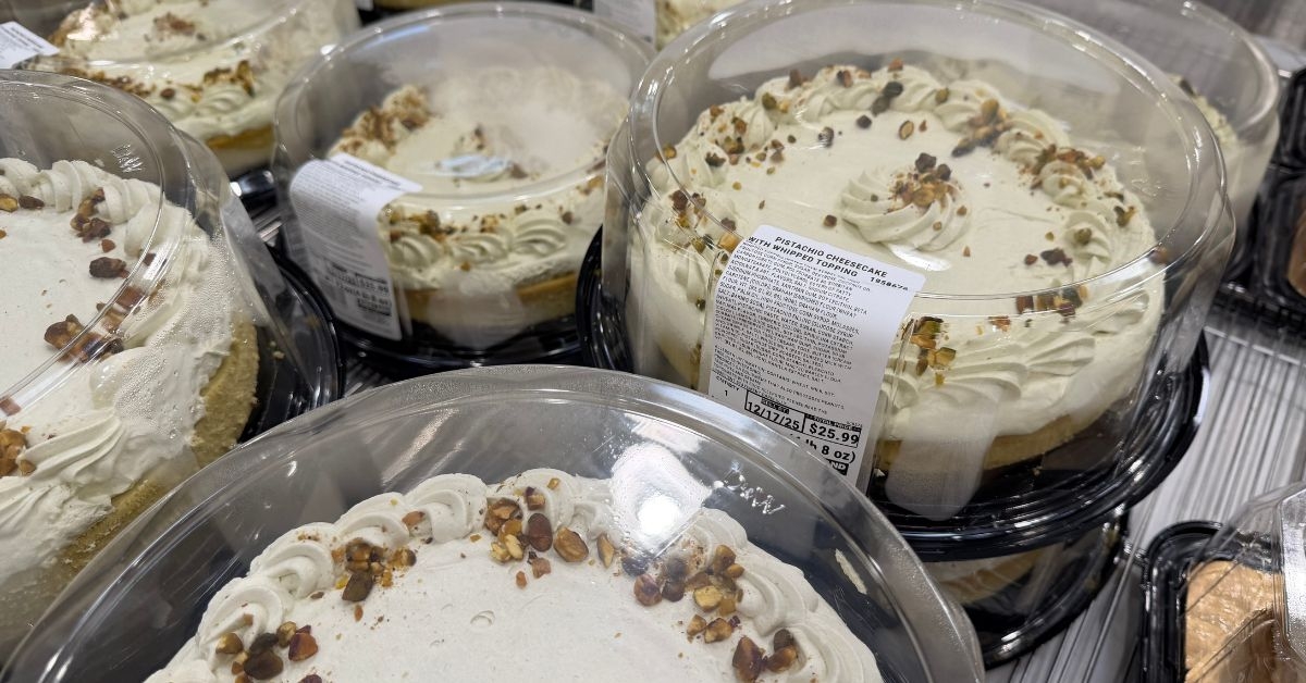 pistachio cheesecake with whipped topping