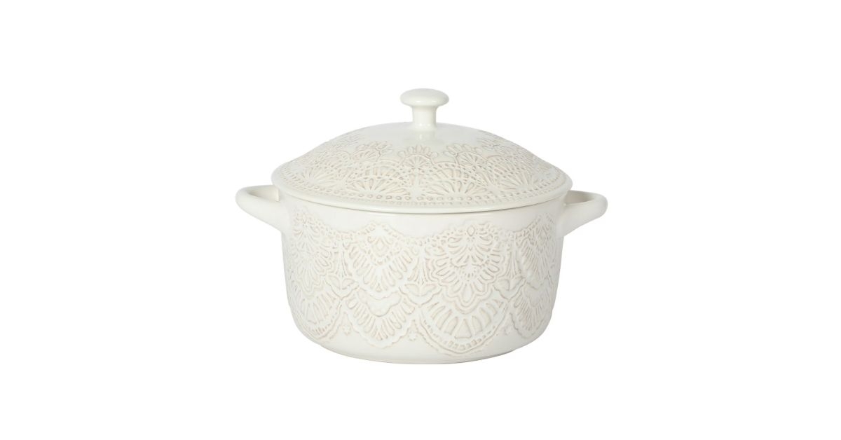 woman cocotte casserole baking dish 