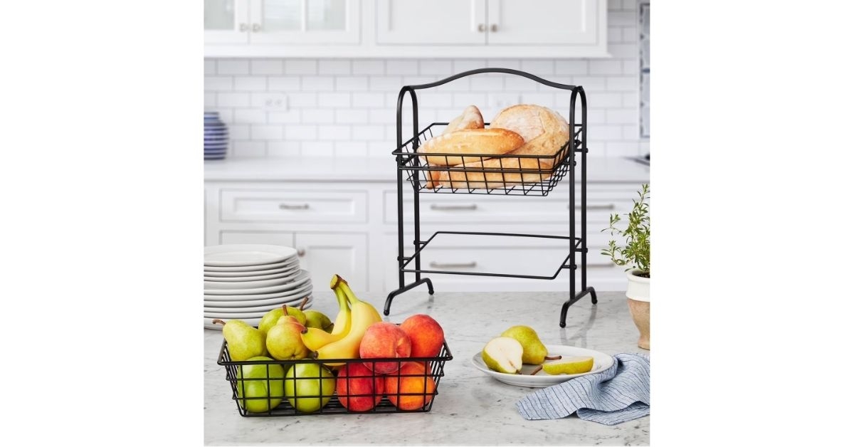 members mark fruit basket