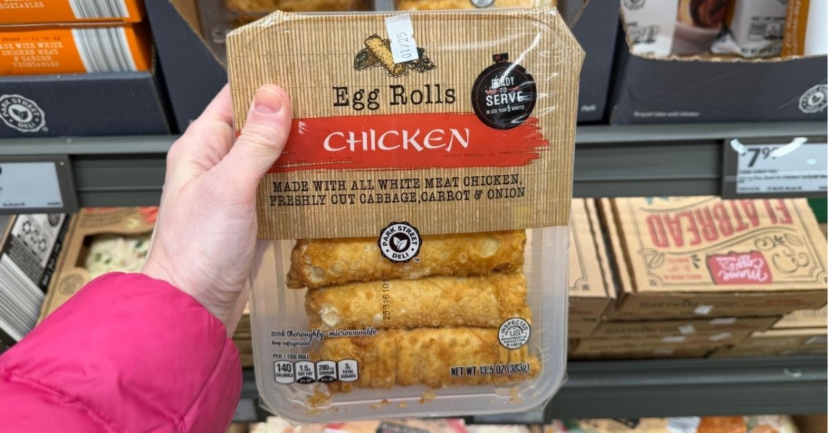 street deli chicken egg rolls