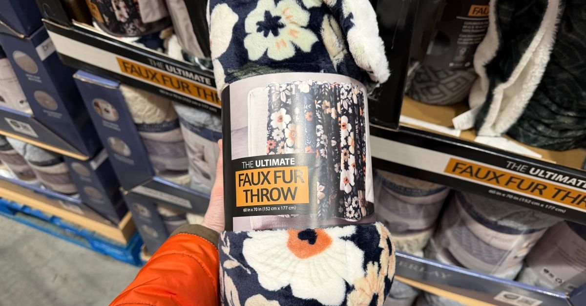 comfort faux fur throw