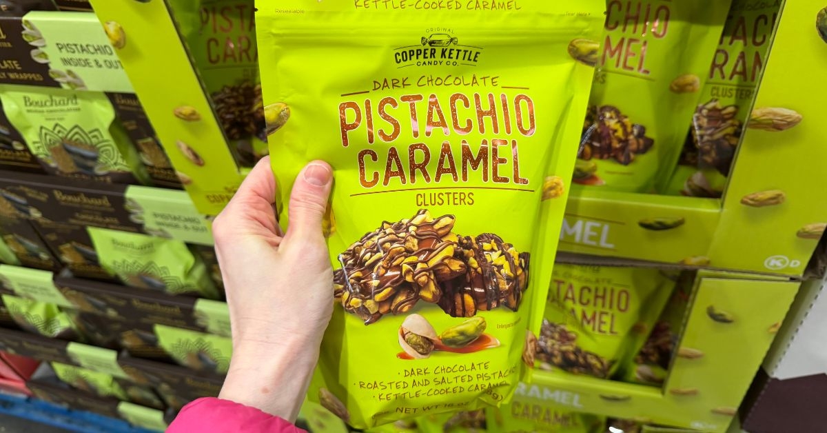 dark chocolate pistachio caramel clusters