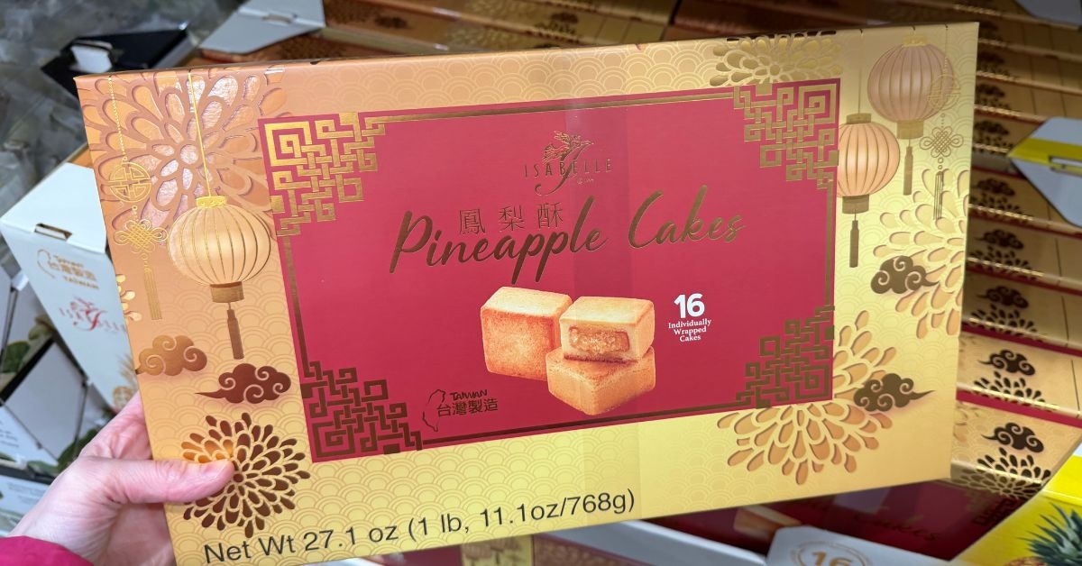 isabelle pineapple cakes