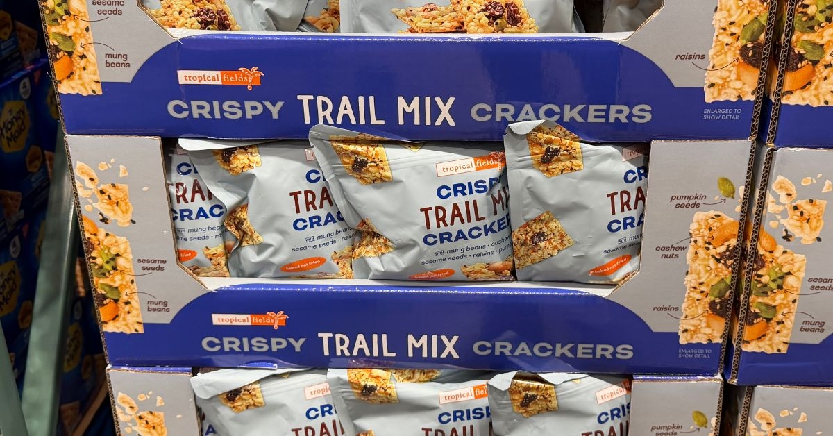 tropical fields cripy trail mix crackers