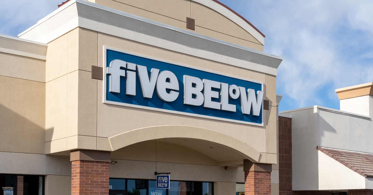 five below store sign