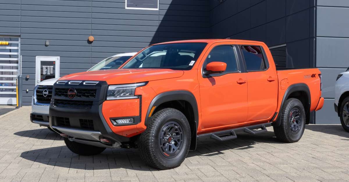 nissan frontier pro-4x crew cab 4x4 pickup at a dealership
