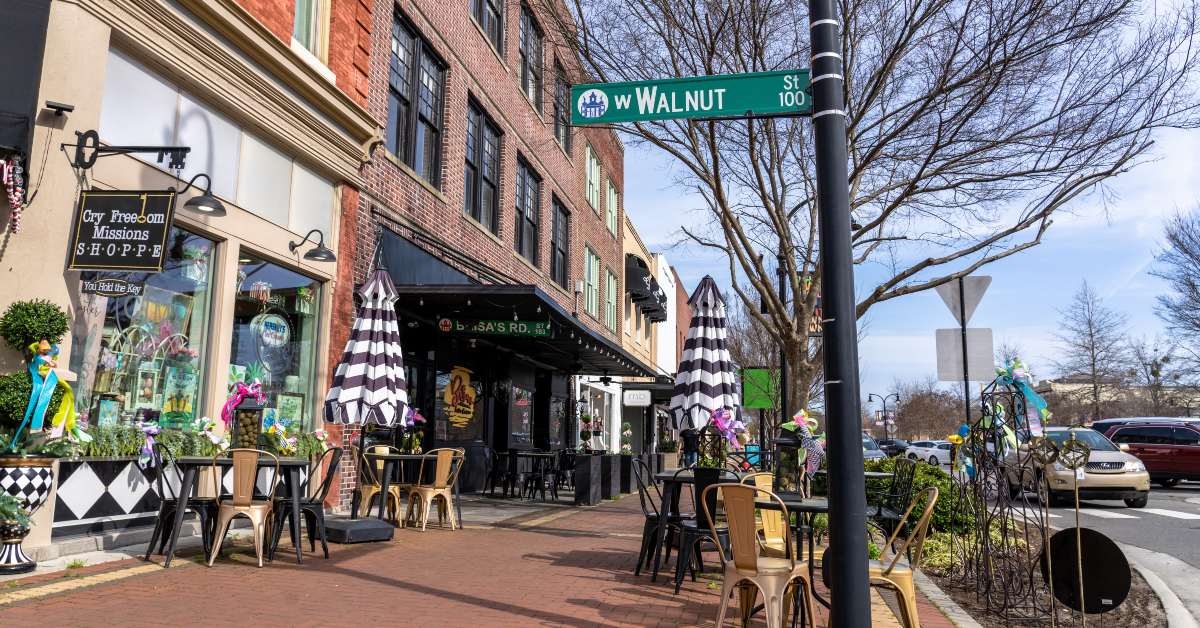 shops on center street