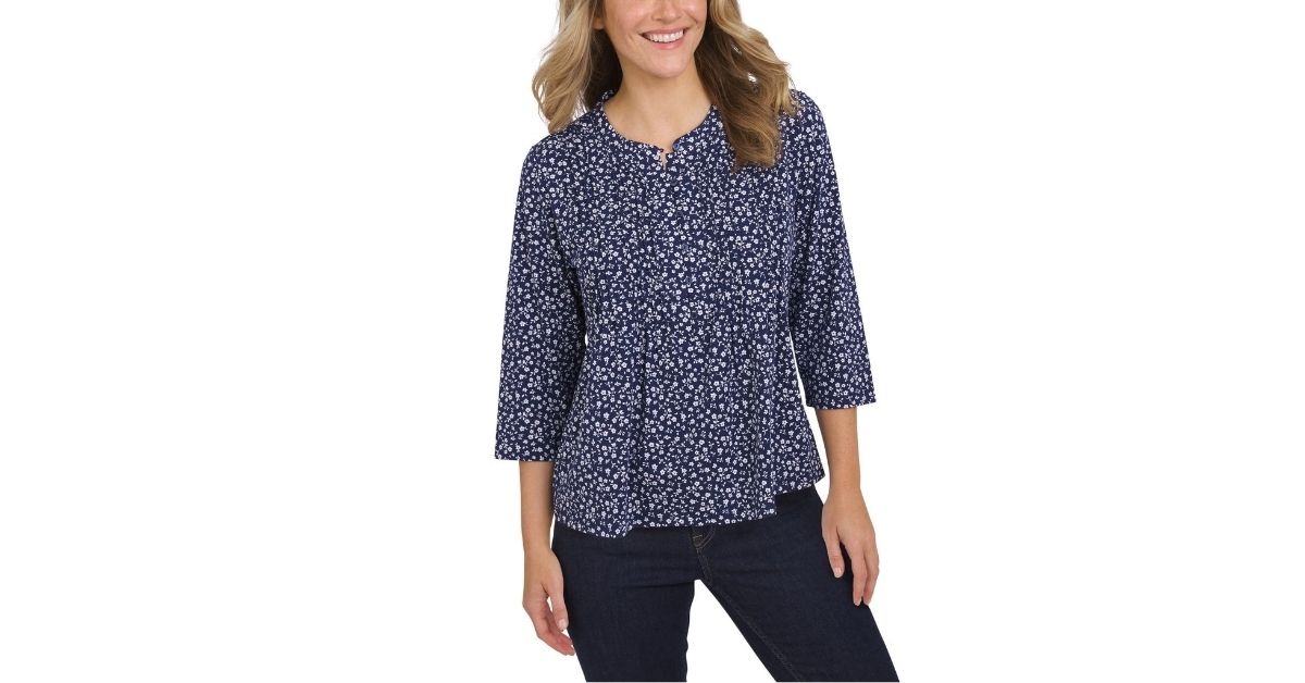womens pintuck top