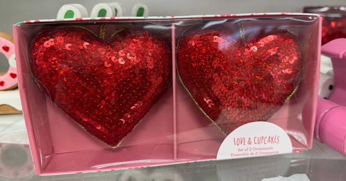homegoods love and cupcakes hearts