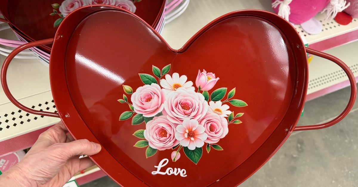 heart tin tray