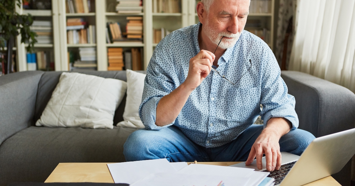 Senior does bookkeeping or works on tax returns