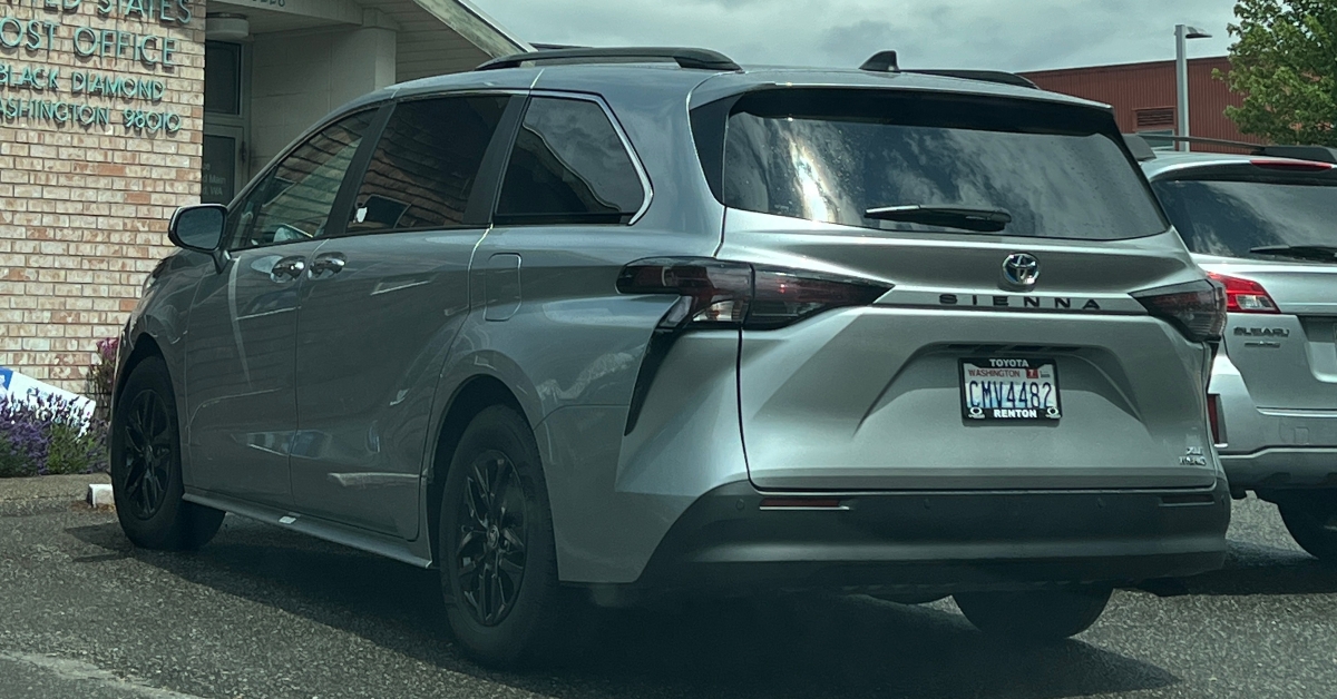 2025 toyota sienna