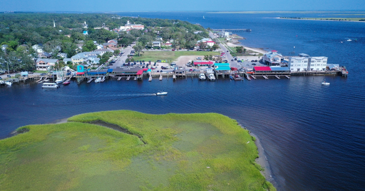 restaurants at southport