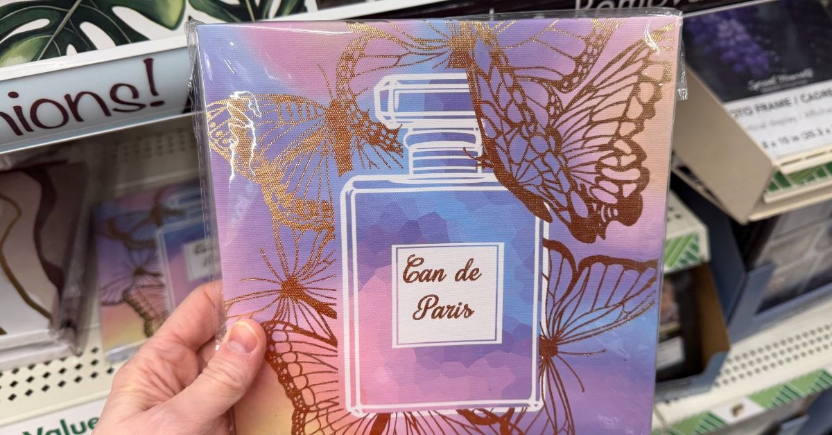 eau de paris art