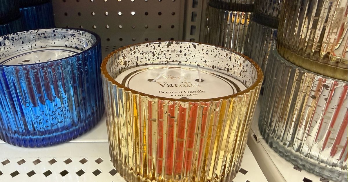 vanilla scented candle