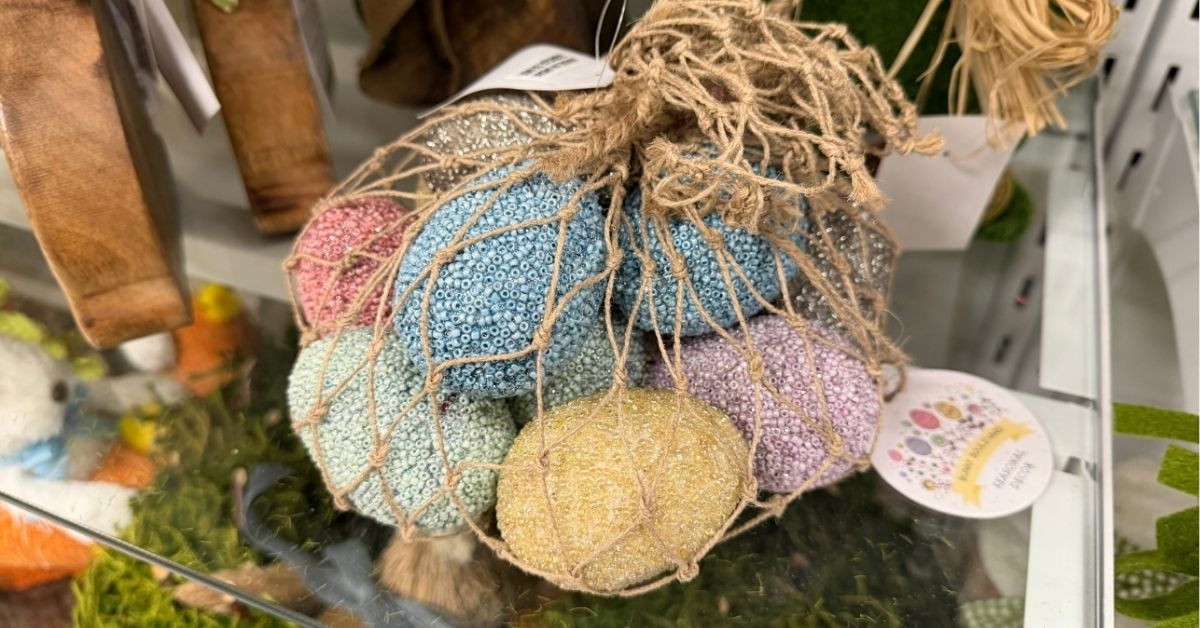 decorative easter eggs