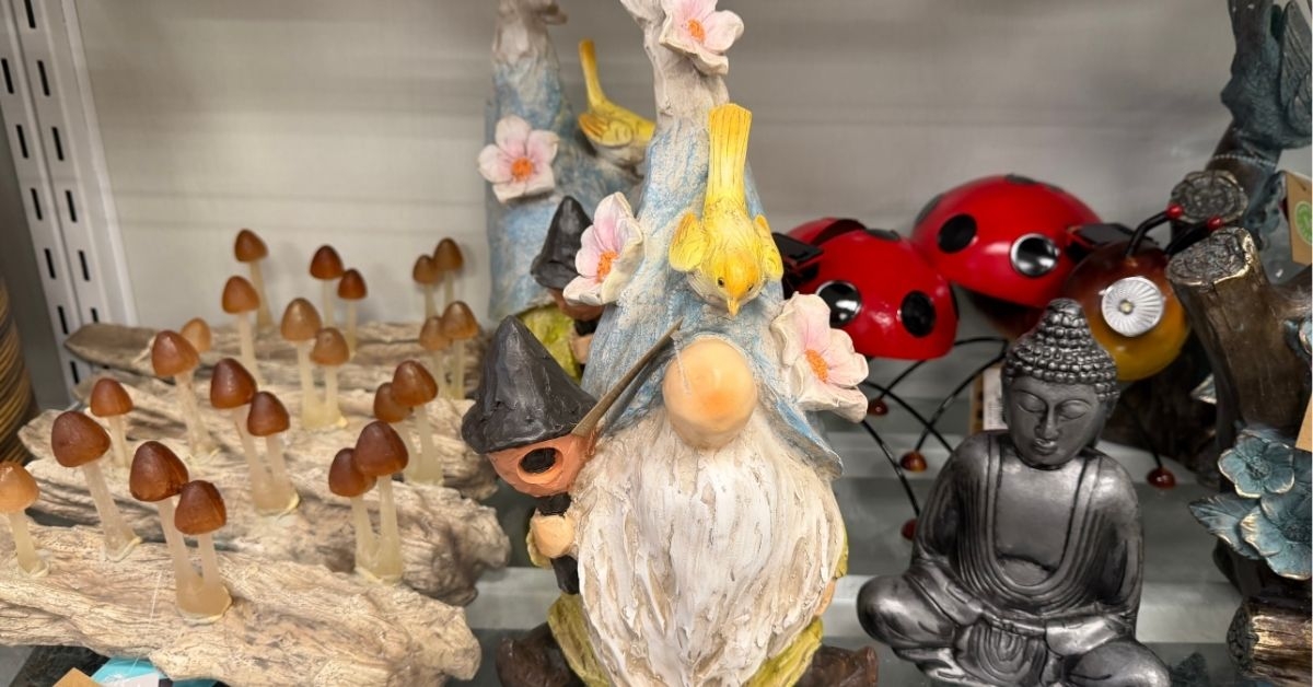 gnome decor