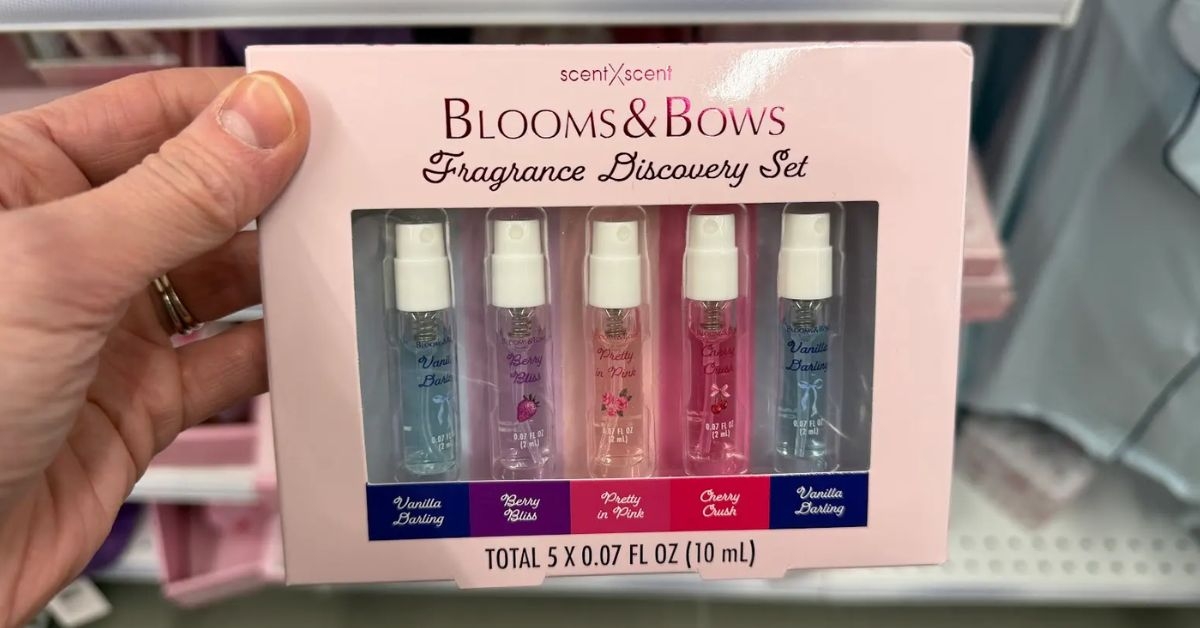 blooms and bows fragrance discovery set