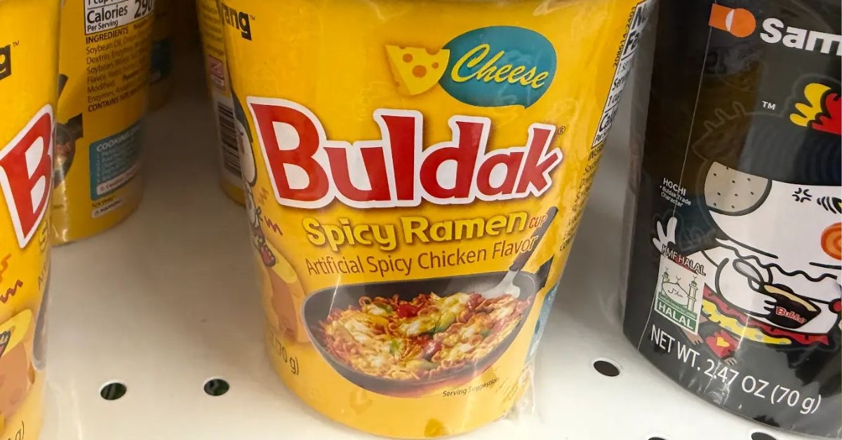 buldak chese spicy ramen
