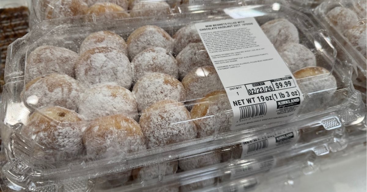 mini chocolate hazelnut beignets