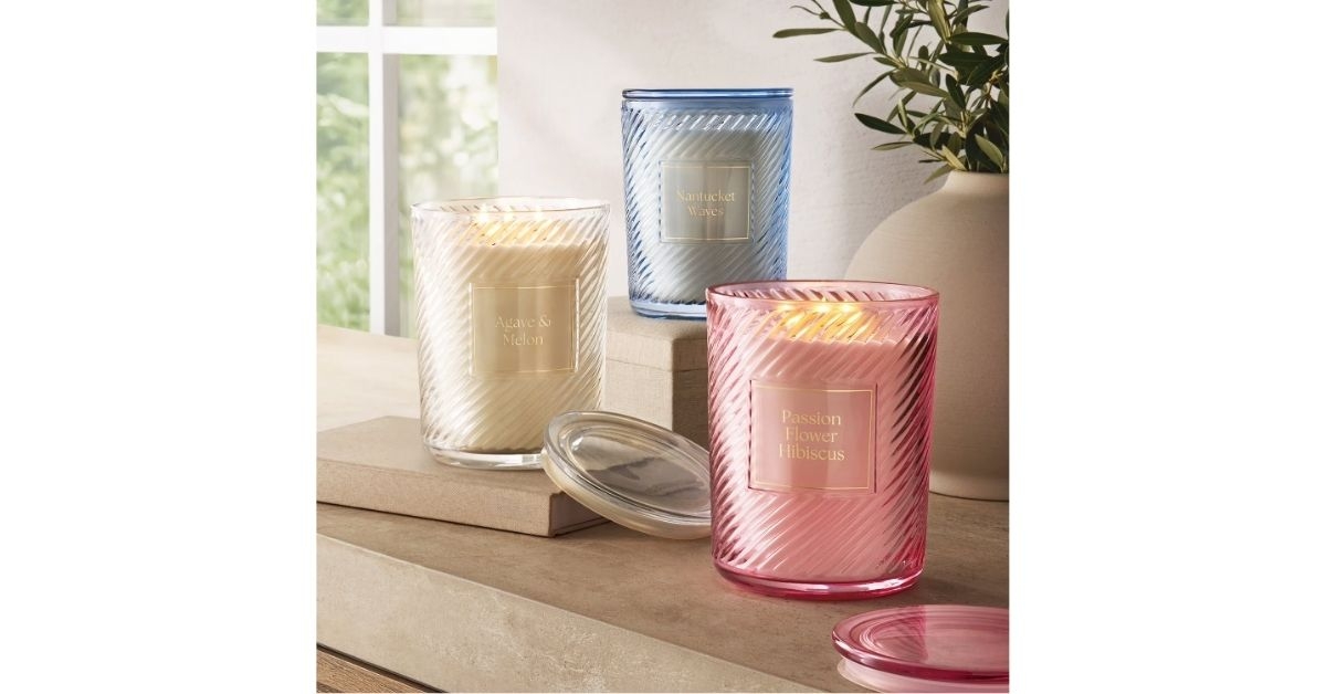 ribbed glass candle