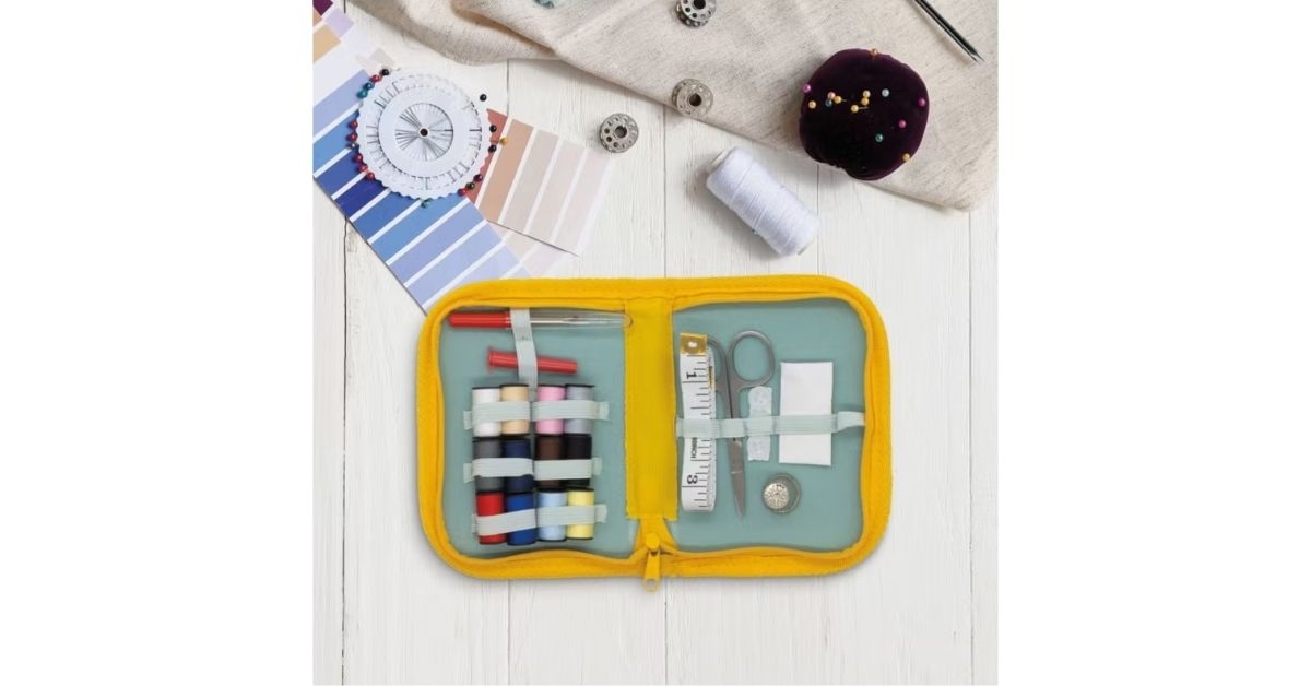 mini sewing kit