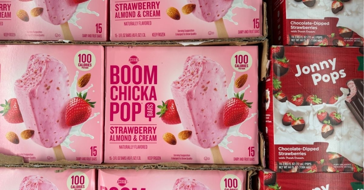 chicka pop strawberry and almond cream bars