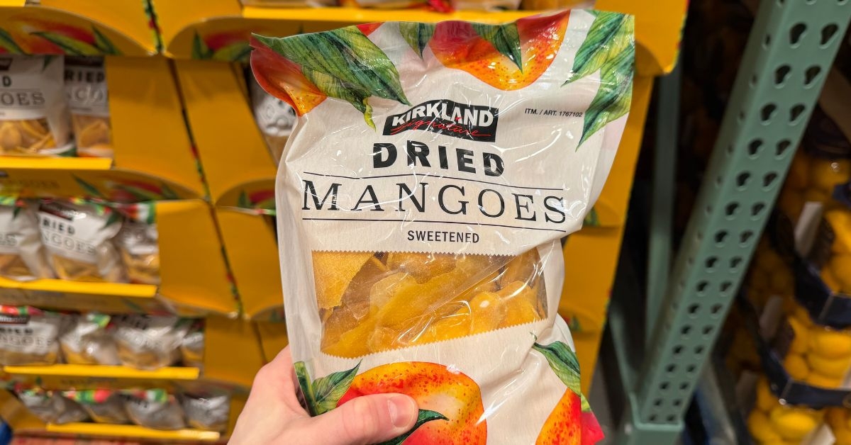 sweetened dried mangoes