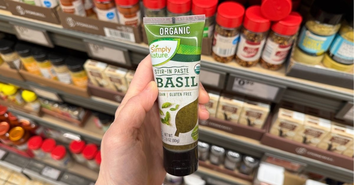 organic basil paste