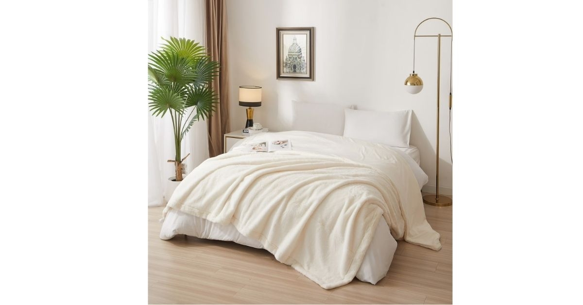 cozy faux fur super soft luxury blanket