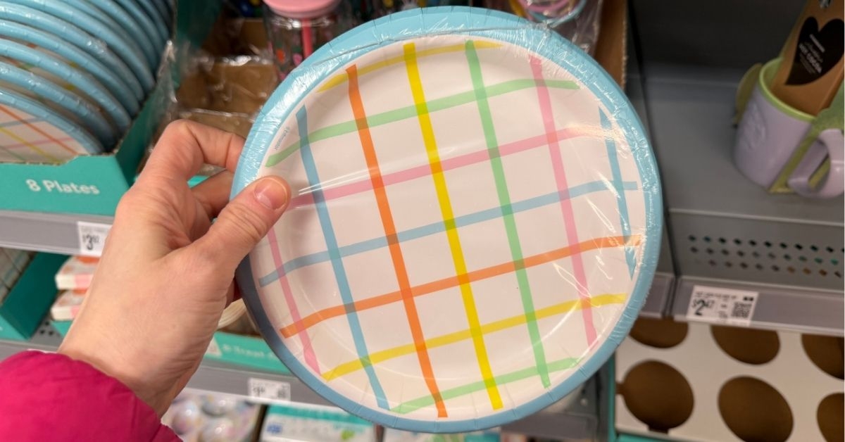 way to celebrate paper plates