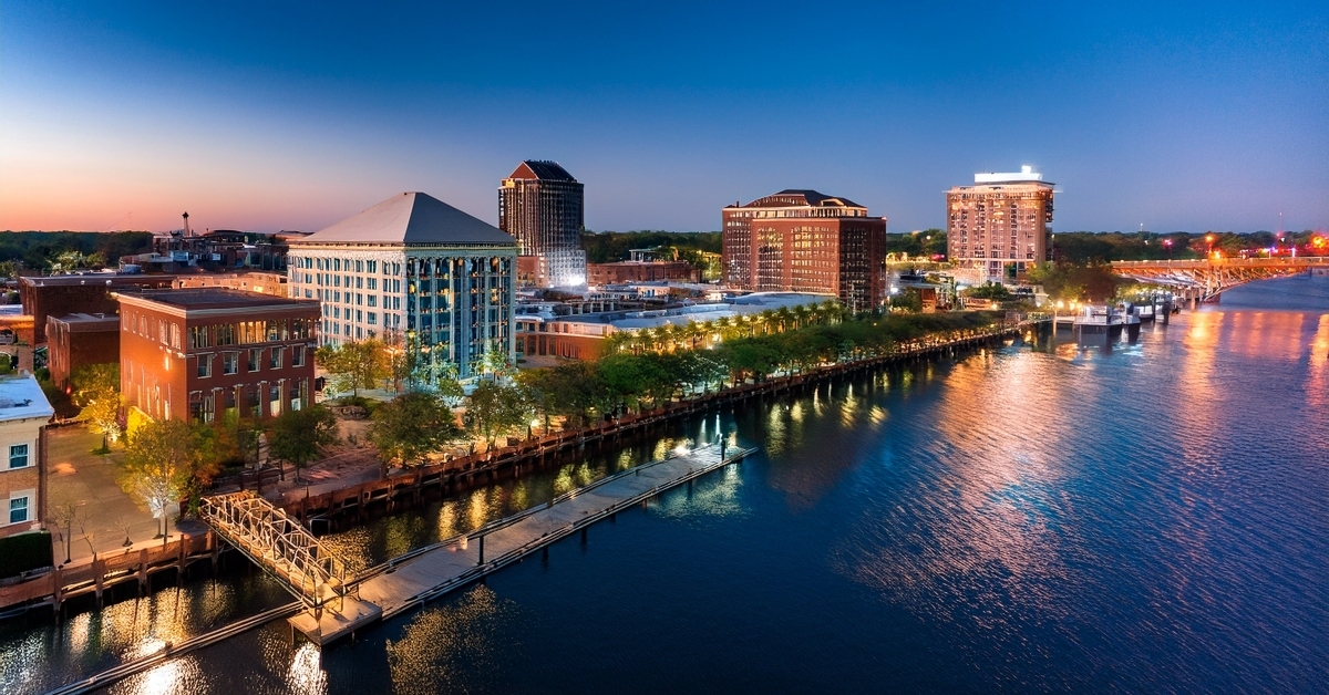 wilmington north carolina riverwalk 