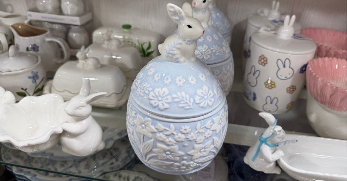 ceramic easter container