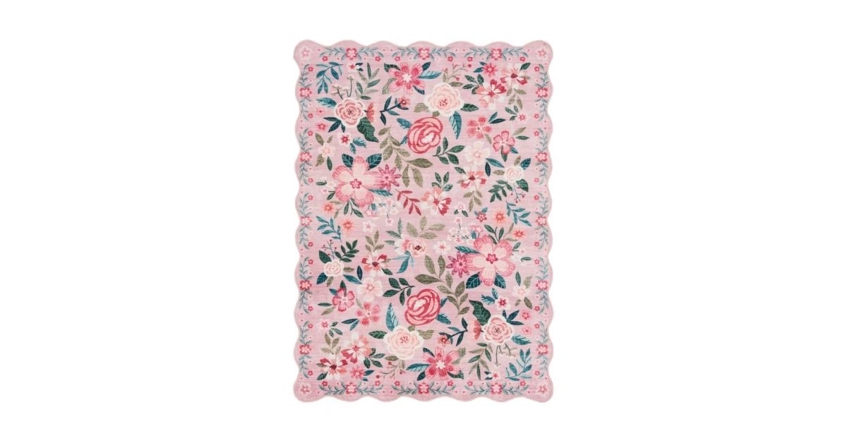 washable scalloped accent rug
