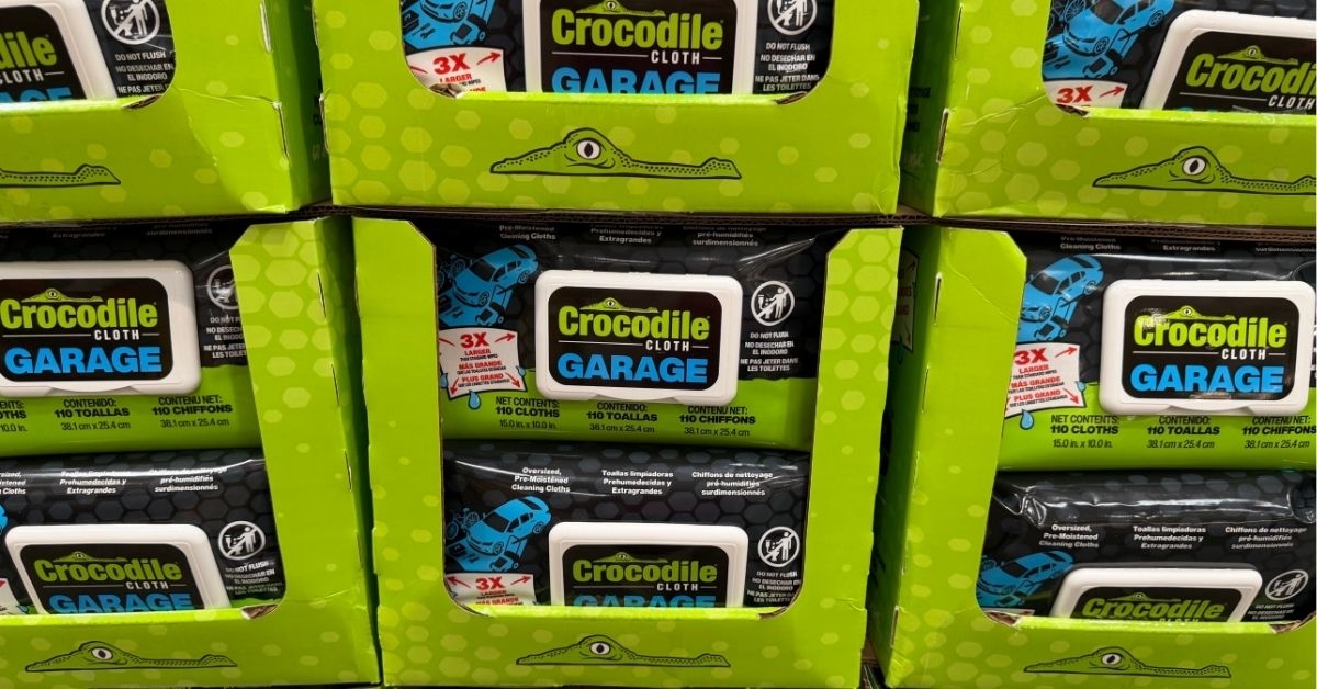 crocodile cloth garage wipes
