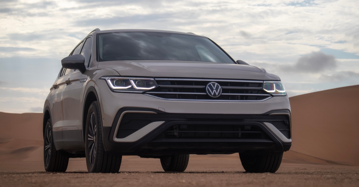 Volkswagen Tiguan set against sweeping sand dunes